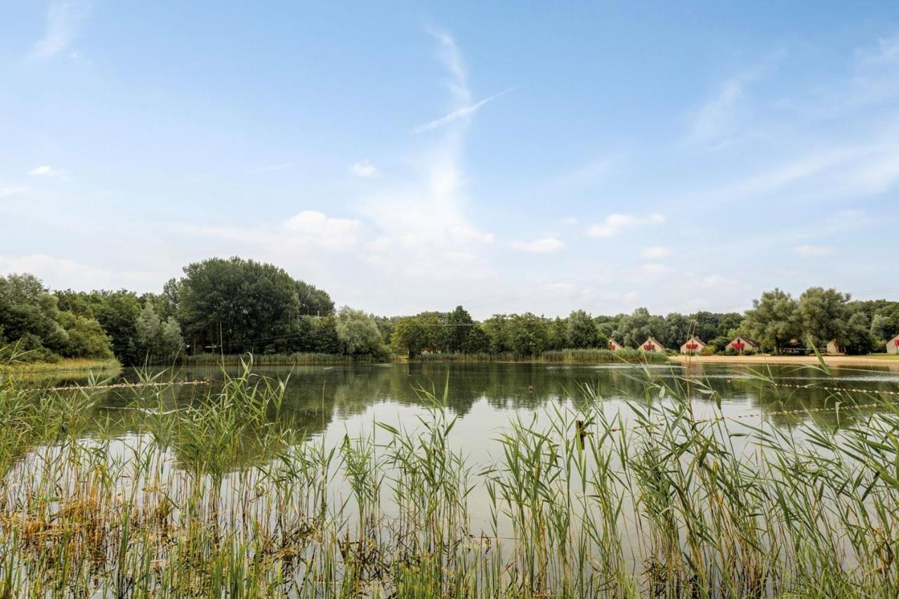 Gezellige Vakantiewoning Aan Het Water In Ewijk - Recreational Only No Workers Luaran gambar
