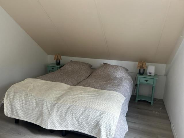 Gezellige Vakantiewoning Aan Het Water In Ewijk - Recreational Only No Workers Luaran gambar